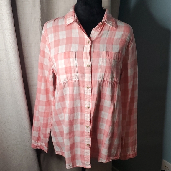 G.H. Bass & Co. Tops - G. H. Bass & Co Pink And White Plaid Casual Cotton Button Down Shirt S